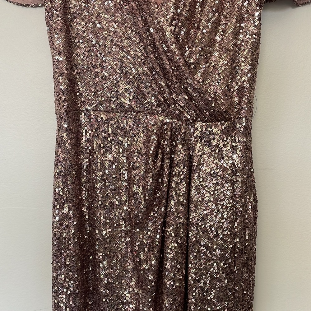 XSCAPE | Blush Pink Sequin Flutter Sleeve Surplice Tulip Midi Dress NWT Size 4 - Picture 5 of 12